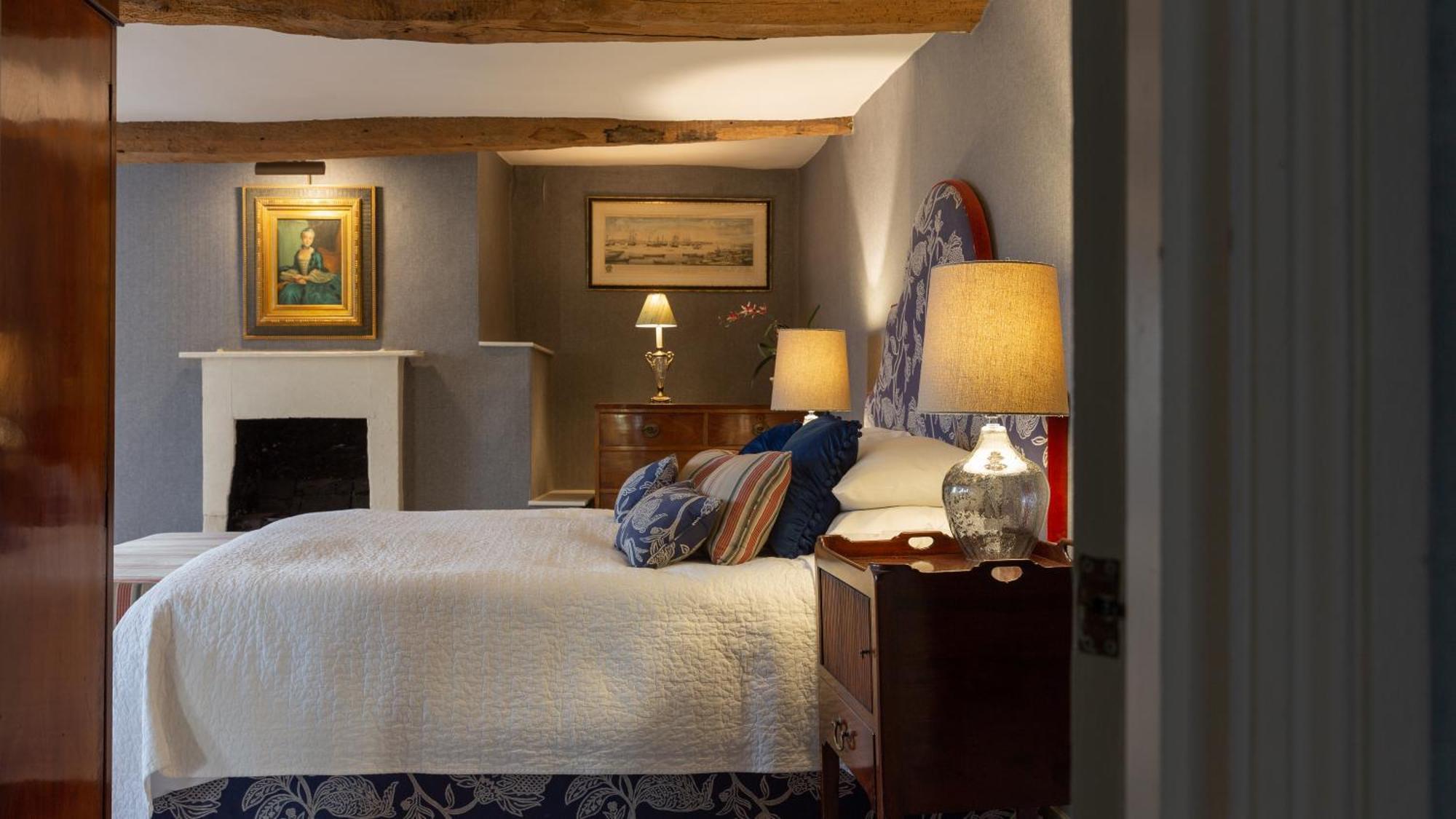 Old Church Farm Rudgeway Room photo